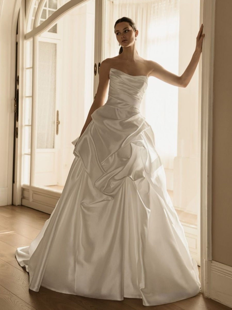 Bride in an Elysee Bridal strapless ballgown with embroidered lace bodice